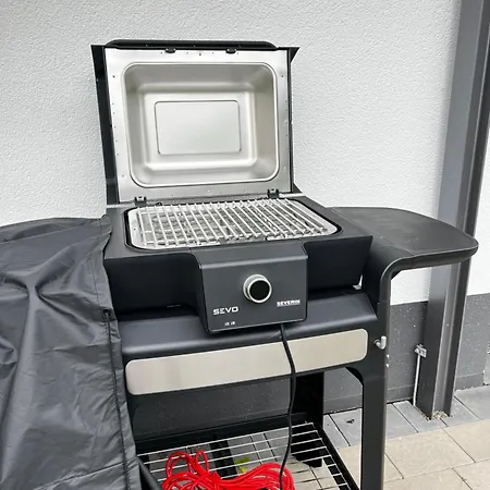 Qonroom - As Individual As - - Spork Eichholz * Detmold