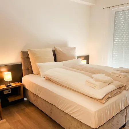 Aparthotel Qonroom - As Individual As - - Spork Eichholz *