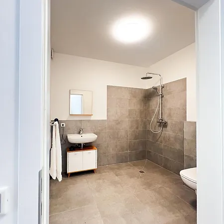 Qonroom - As Individual As - - Spork Eichholz Detmold