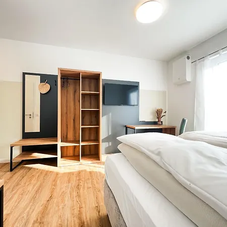 Qonroom - As Individual As - - Spork Eichholz * Detmold