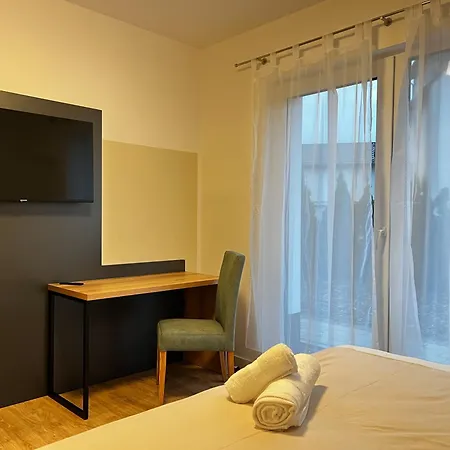 Aparthotel Qonroom - As Individual As - - Spork Eichholz *